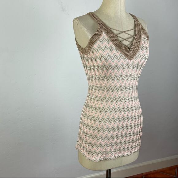 White House Black Market Pink Chevron Metallic Tank Top - Picture 2 of 8